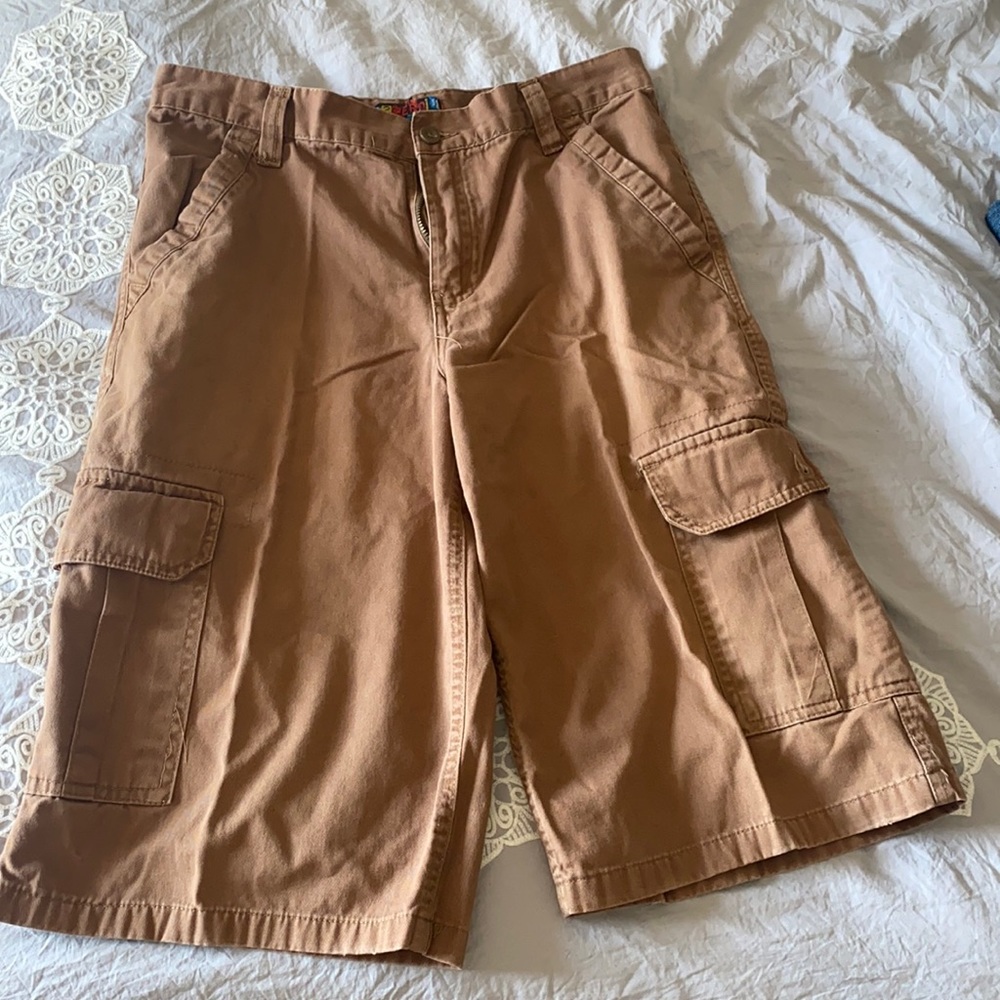 Short tan